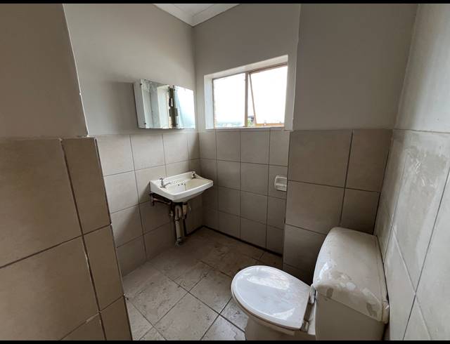 1,338M² APARTMENT BLOCK FOR SALE IN POLOKWANE CENTRAL